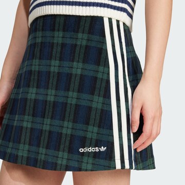 ADIDAS ORIGINALS Rok 'Tartan' in Groen
