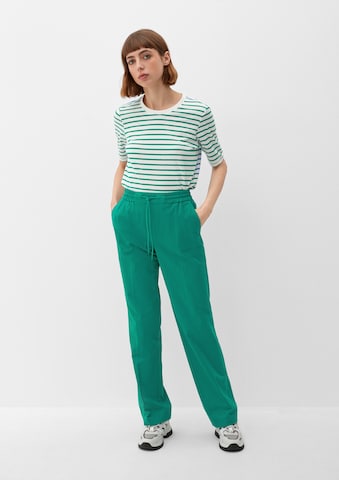 Regular Pantaloni cu dungă de la s.Oliver pe verde