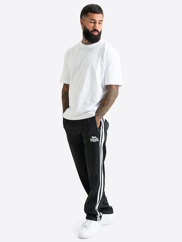 regular Pantaloni 'Shrewsbury' di LONSDALE in nero