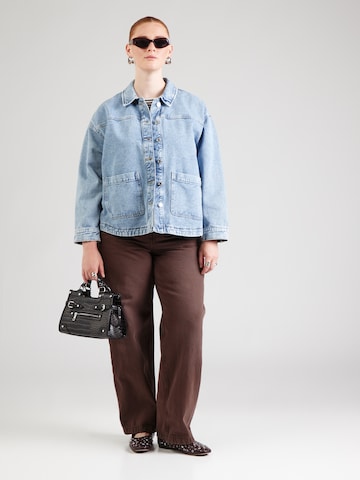 Vero Moda CurvePrijelazna jakna 'VMCJamie' - plava boja