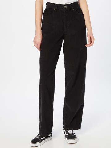 Urban Classics Loose fit Pants in Black: front