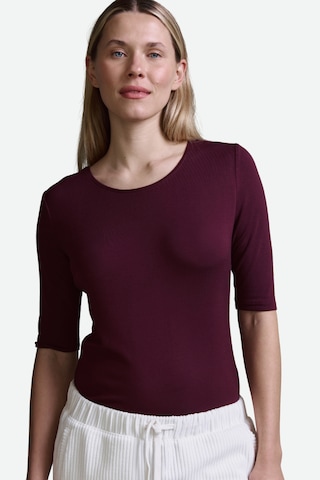 Cotton Candy Shirt in Red: front