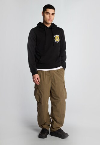 Lyle & Scott Sweatshirt 'Sunnies Pool Bar' in Black