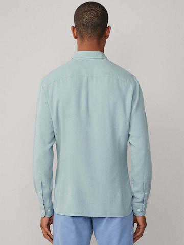 Coupe regular Chemise Hackett London en bleu