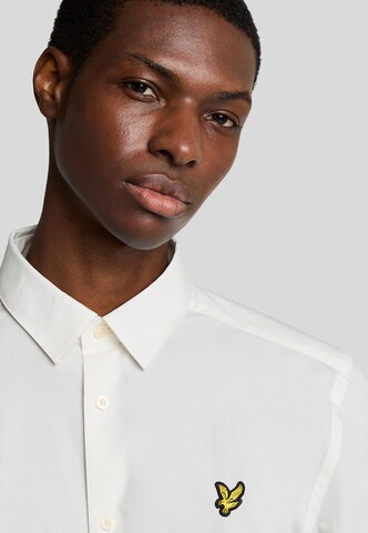 Coupe regular Chemise ' Bamboo' Lyle & Scott en blanc