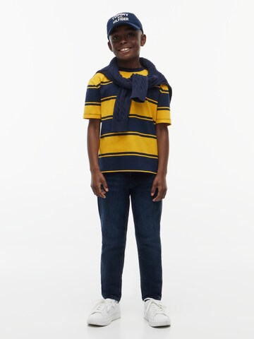 TOMMY HILFIGER Tričko 'ESSENTIAL' – žlutá
