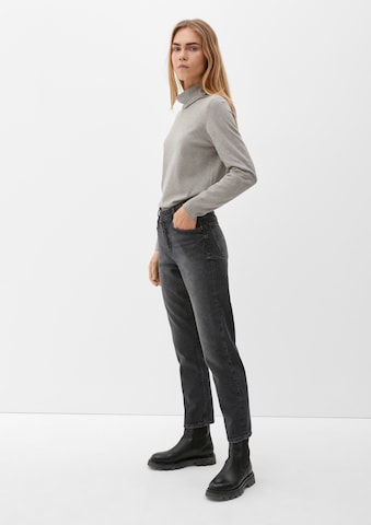s.Oliver Tapered Jeans in Grau