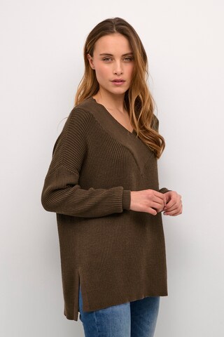 Pull-over 'Olivia' CULTURE en marron : devant