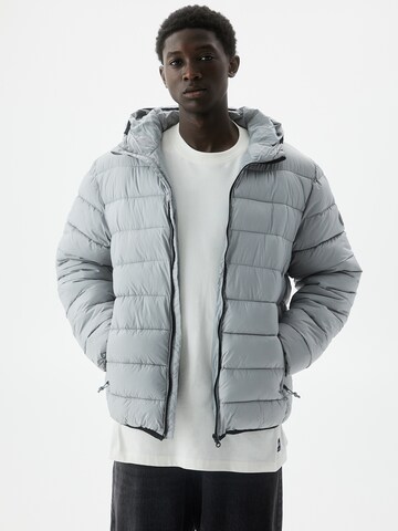 Pull&Bear Between-season jacket in Grey: front