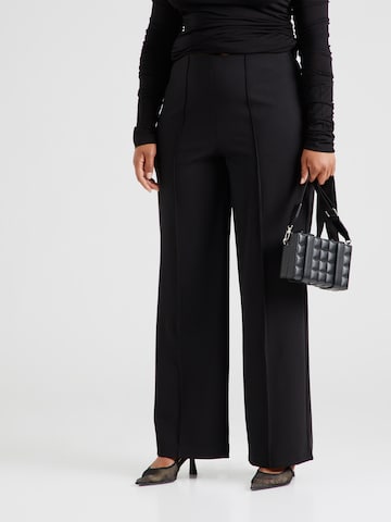 Vero Moda Curve - Perna larga Calças com vincos 'Becky' em preto: frente