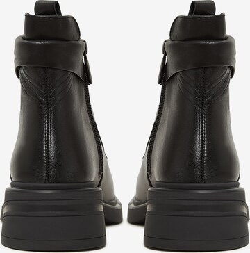 CESARE GASPARI Ankle Boots in Schwarz