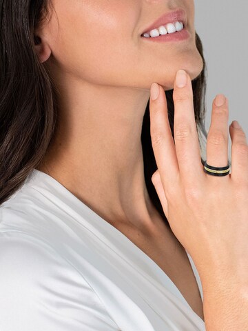 Trilani Ring in Goud: voorkant