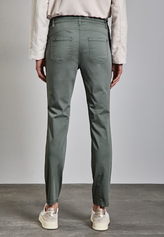 STREET ONE Slimfit Hose im Casual Fit in Grün
