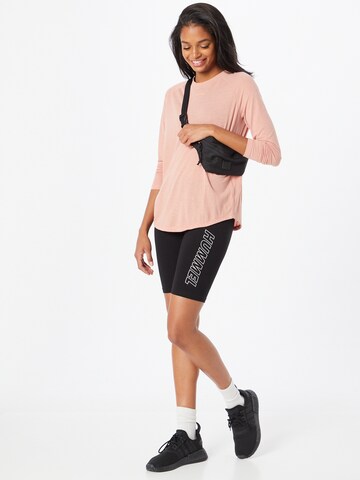 T-shirt fonctionnel Hummel en rose