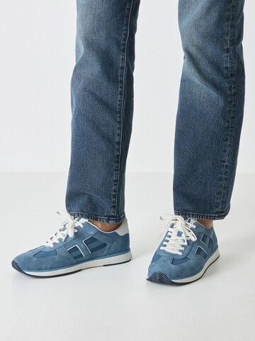 Baskets basses Tamaris en bleu