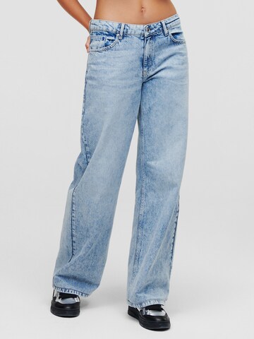 Loosefit Jeans de la Karl Lagerfeld pe albastru: față