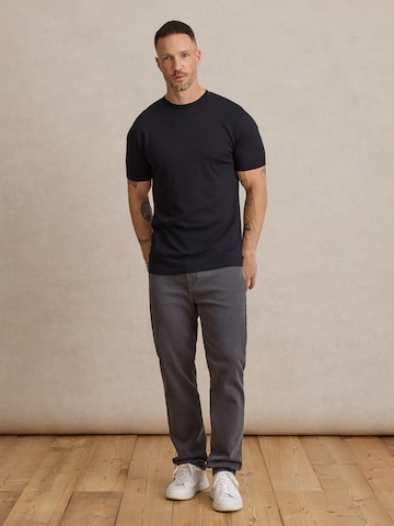 DAN FOX APPAREL - regular Vaquero 'Rico' en gris