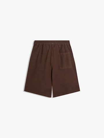 Bershka Loosefit Broek in Bruin