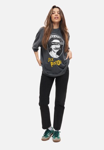 Recovered Shirt 'Sex Pistols God Save The Queen' in Grey