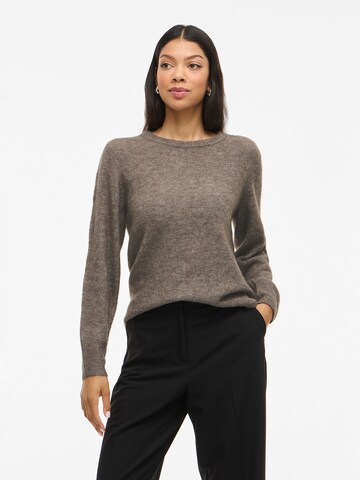 Pull-over 'LORY' VILA en marron : devant