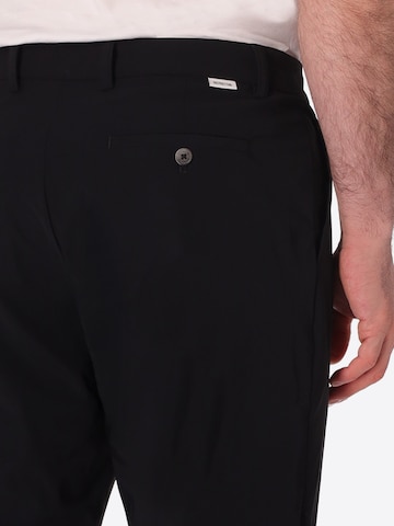 Effilé Pantalon chino 'Rio T.Active' Distretto12 en noir
