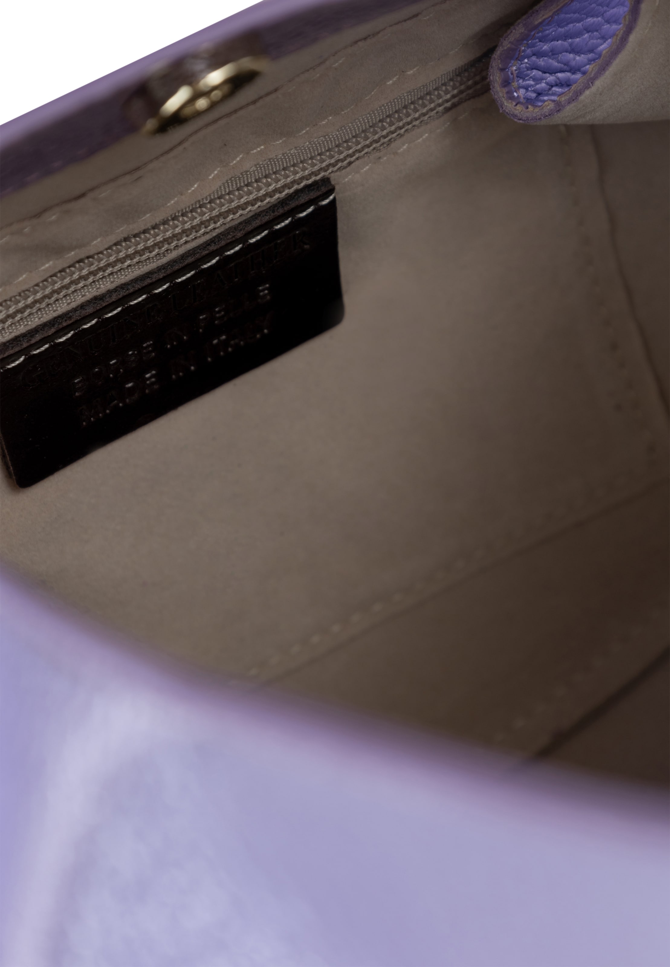 Usha Handtasche in Lila