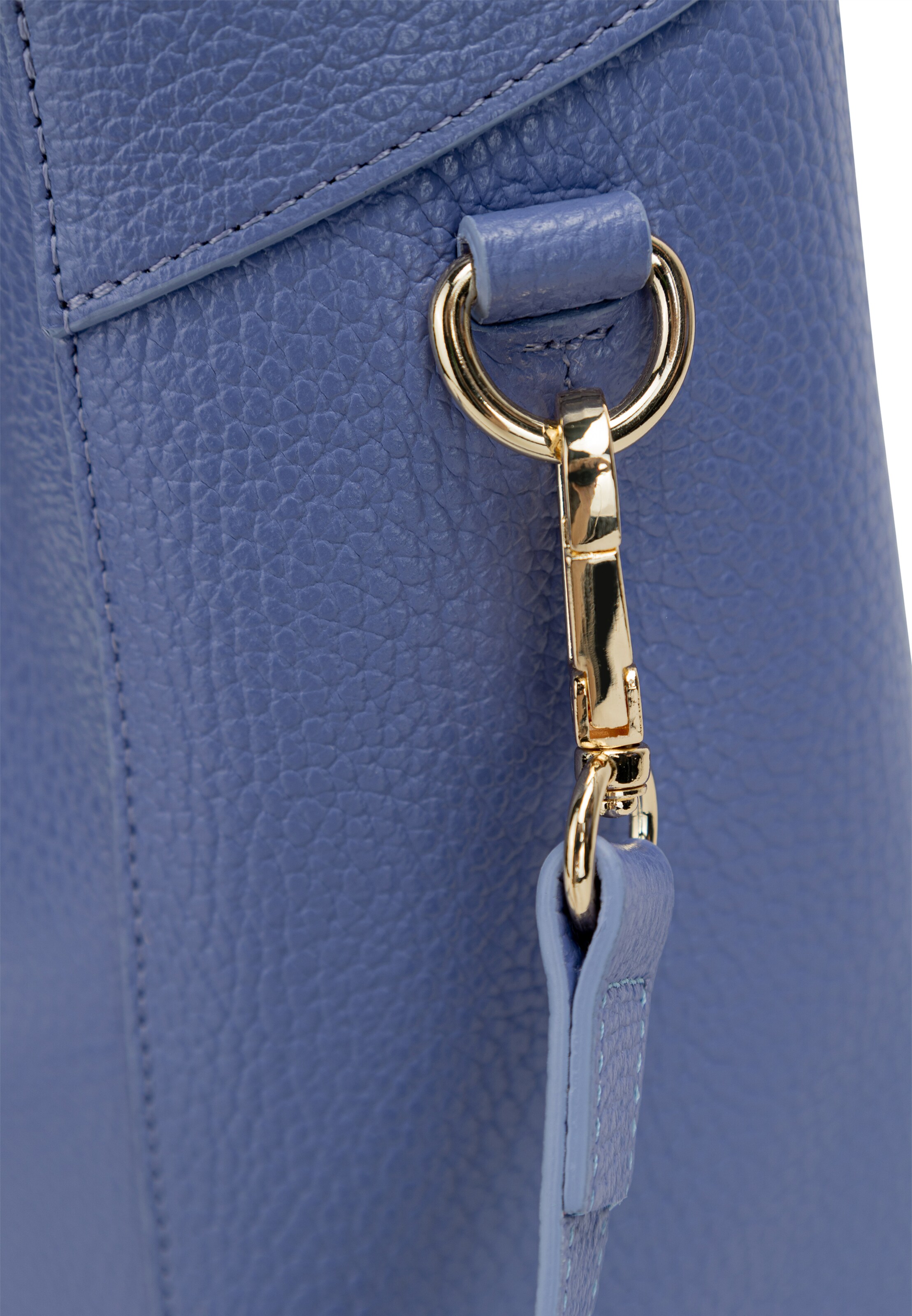 faina Handbag in Purple