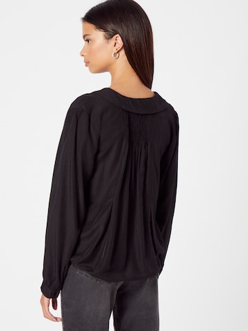 PIECES - Blusa 'FRAYSON' en negro