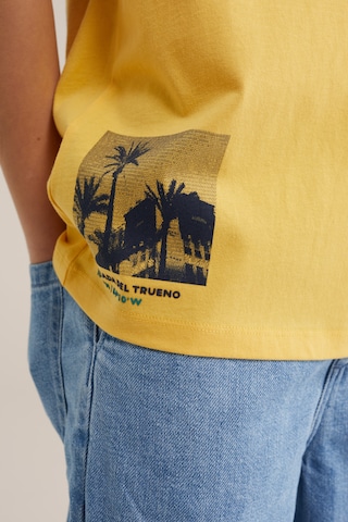 WE Fashion Футболка в Желтый
