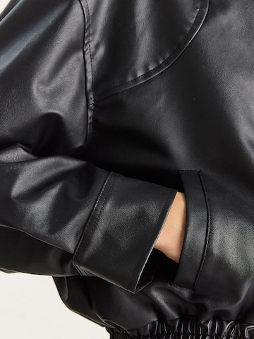 Bianco Lucci Tussenjas in Zwart