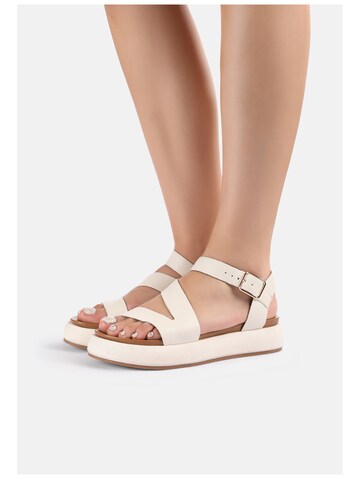 INUOVO Sandals in Beige