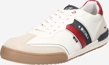 MUSTANG Sneakers low i hvit: forside