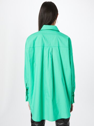 Moves - Blusa 'Elanu' en verde