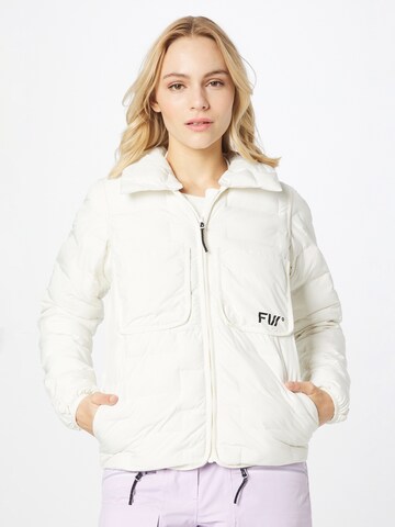 FW Between-season jacket in White: front