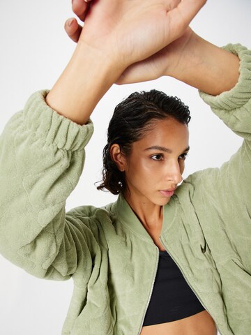 Veste mi-saison Nike Sportswear en vert