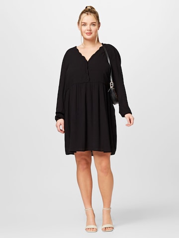 Robe 'Viveka' ABOUT YOU Curvy en noir