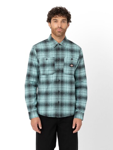 Coupe regular Chemise 'EVANSVILLE' DICKIES en bleu : devant