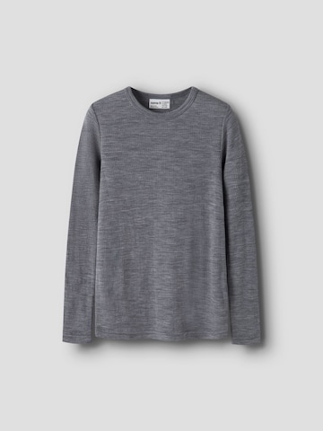 Maglietta di NAME IT in grigio