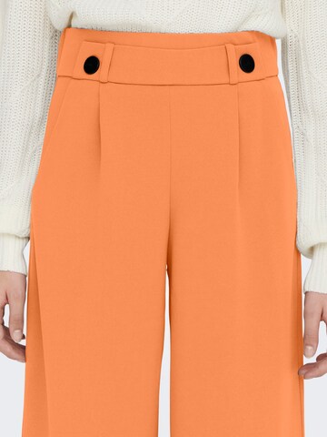 Wide leg Pantaloni con pieghe 'Geggo' di JDY in arancione
