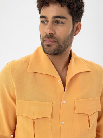 Regular fit Camicia di Dandalo in giallo