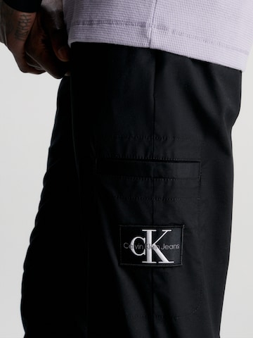 Calvin Klein Jeans Regular Chino Pants in Black