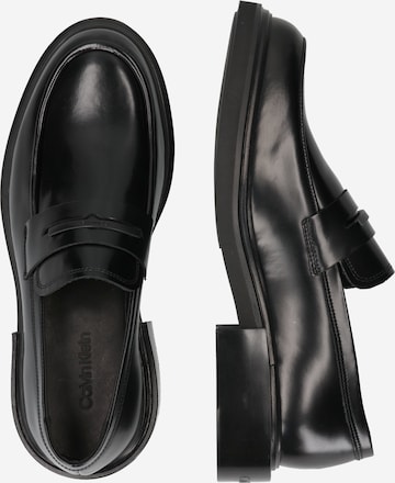 Calvin Klein Loafer 'Hardware' värissä musta