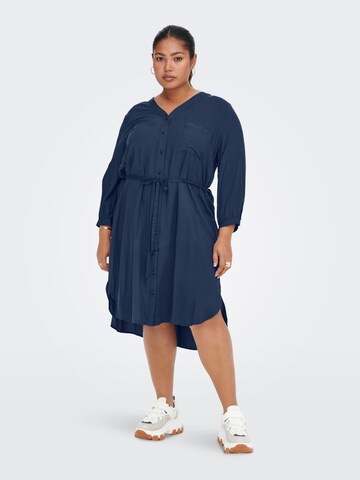 Robe-chemise ONLY Carmakoma en bleu