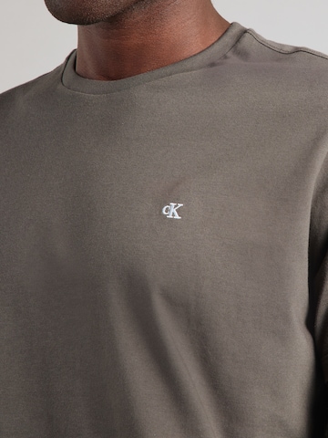 T-Shirt 'CLASSIC' Calvin Klein Jeans en gris
