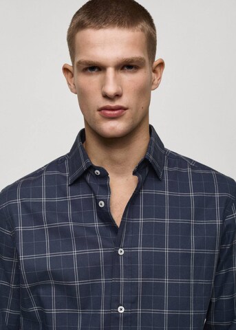 MANGO MAN Regular Fit Hemd 'Roma' in Blau