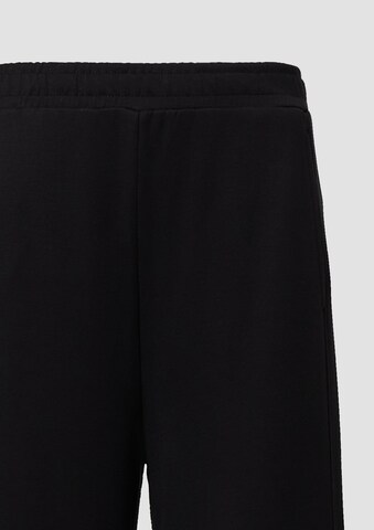 s.Oliver Wide leg Trousers in Black