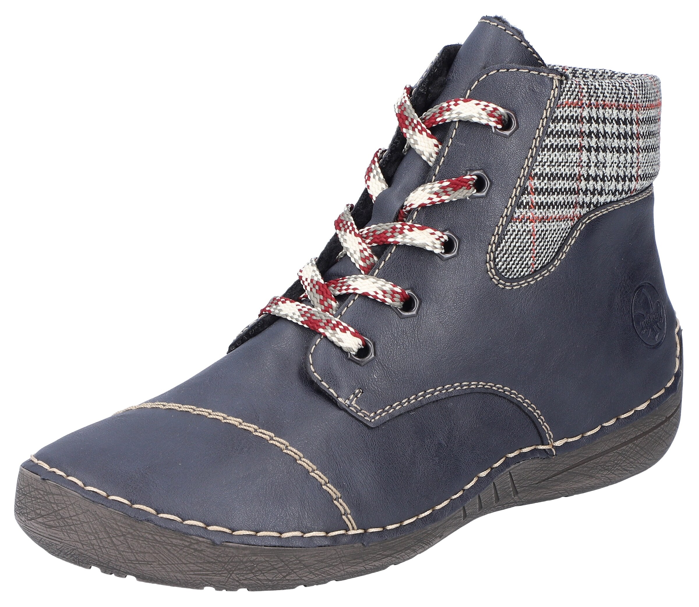 Clarks whistle 2025 bea boots