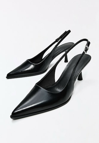 Bershka Slingpumps in Zwart