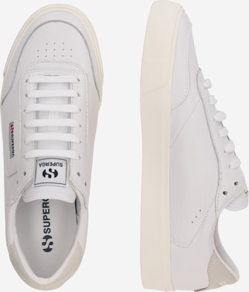 SUPERGA Matalavartiset tennarit '3843 Court' värissä valkoinen