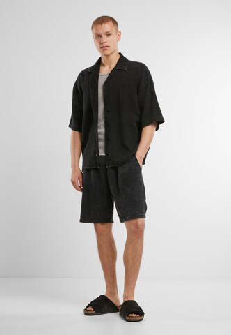 T-Shirt Urban Classics en gris